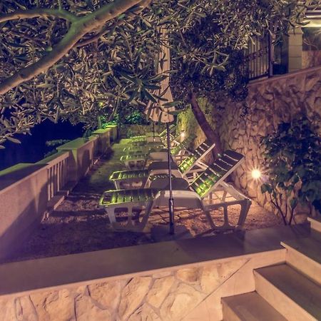 Guest House Villa Maslina נאום מראה חיצוני תמונה
