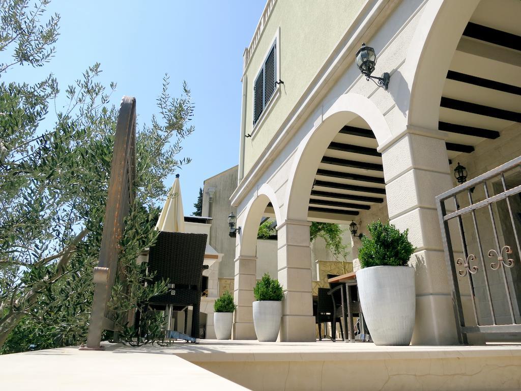 Guest House Villa Maslina נאום מראה חיצוני תמונה