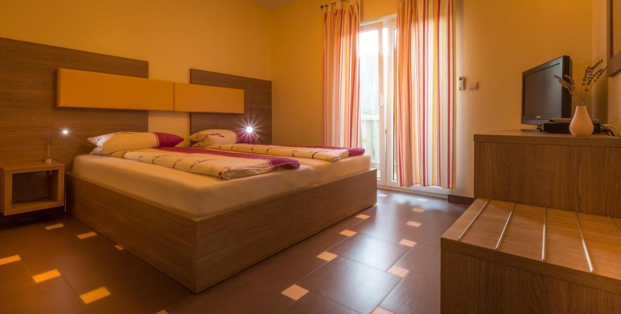 Guest House Villa Maslina נאום חדר תמונה